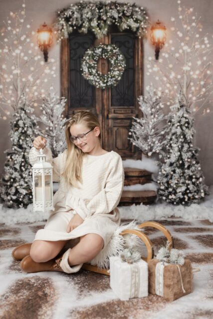 Décor de Noël avec une enfant